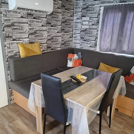 Mobil Home, Camping